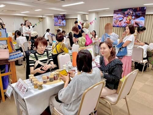 美女フェスの出店ブース画像